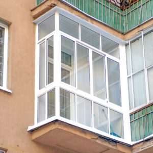 Французское остекление балкона Slidors